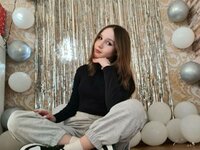 Discover BeatrixCoote VIP show