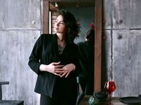 Discover MayaBirdwell VIP show