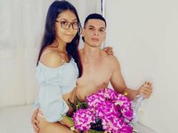 Discover SofiaAndSantiago VIP show