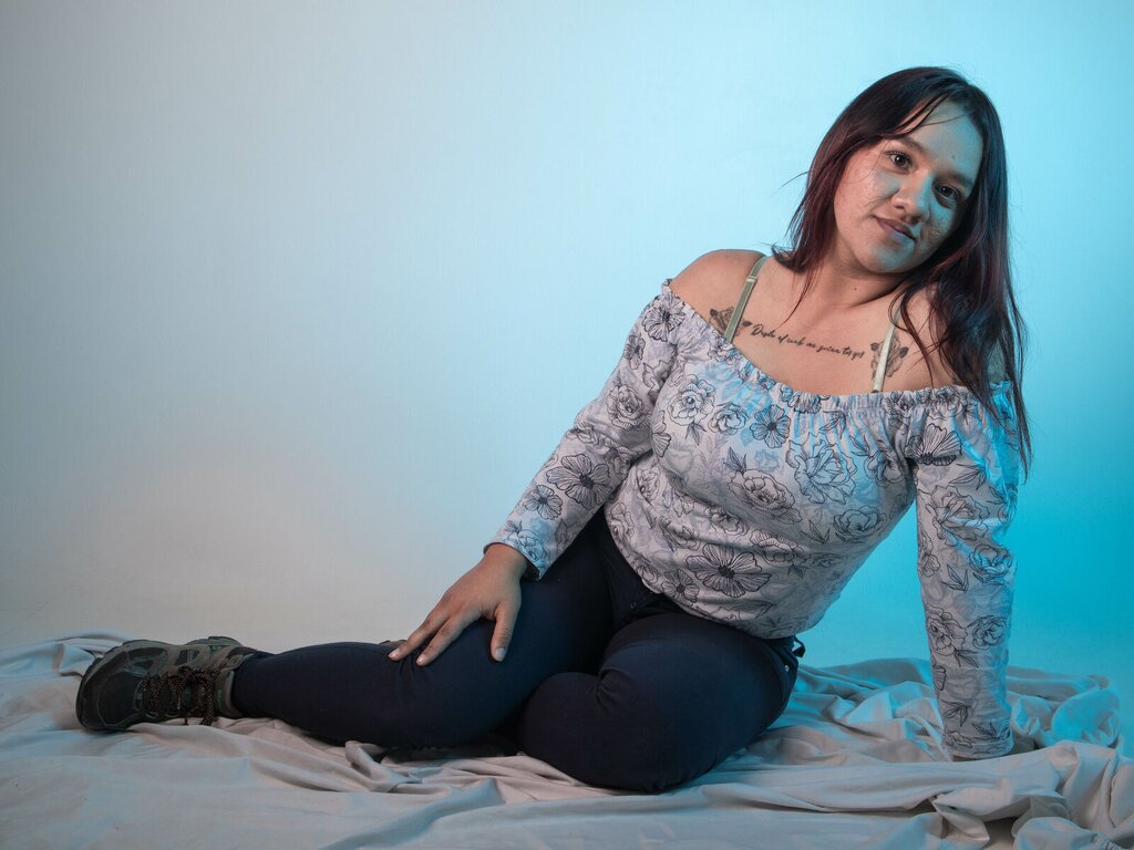 Discover ValeriaMartiinez VIP show