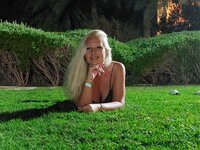 Discover ValeriaPrice VIP show